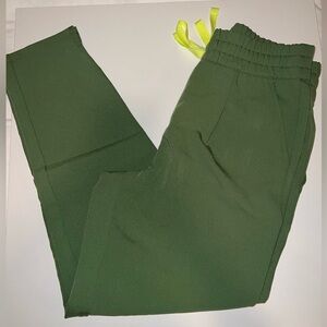 Figs Fern High Waisted Lille Tapered - Scrub Pant